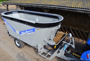 SHELBOURNE REYNOLDS DIET FEEDER